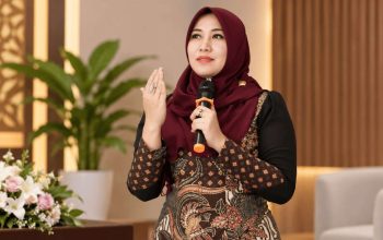 Ning Lia dan Kecintaan pada Batik, Merawat Identitas Budaya Nusantara